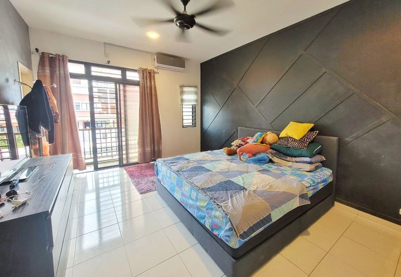 Jalan Setia Permai U13/42M