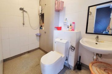 Jalan Setia Permai U13/42M