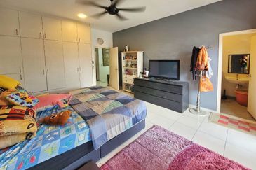 Jalan Setia Permai U13/42M