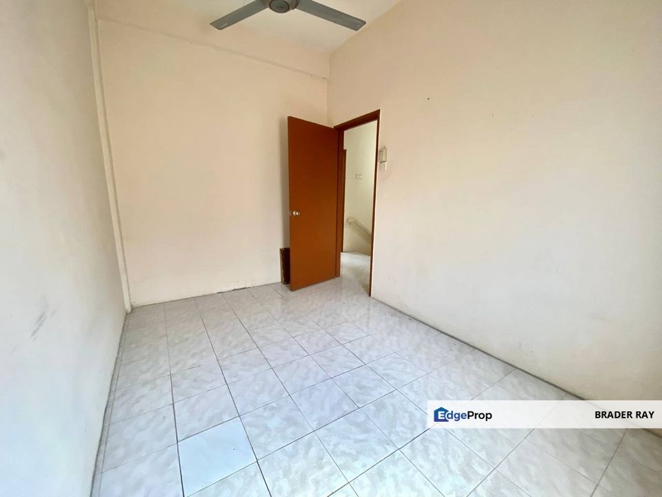 ENDLOT Reno Spacious Strategically Located 2-Storey Terrace SP4 Bandar Saujana Putra FOR SALE, Selangor, Kuala Langat