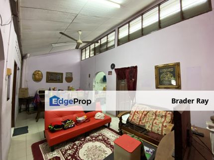 Renovated Single-Storey Terrace in Kelana Jaya SS5A – Prime Location at an Unbeatable Price!​, Selangor, Kelana Jaya