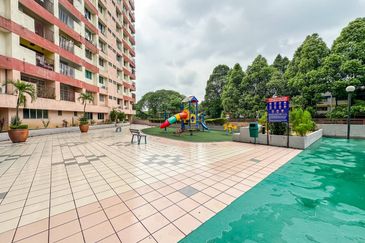 Bintang Mas Condominium