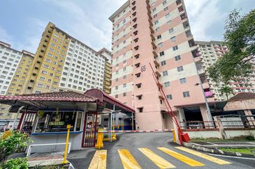 Bintang Mas Condominium