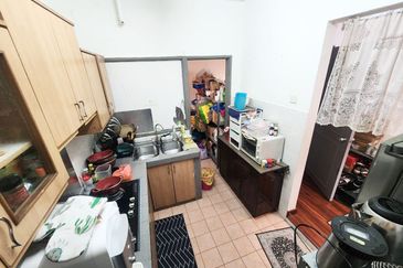 Pangsapuri Kristal (Crystal Tower), Taman Bukit Indah