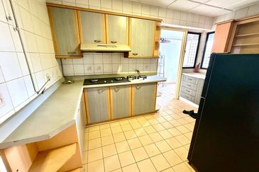 Bukit Desa Condominium