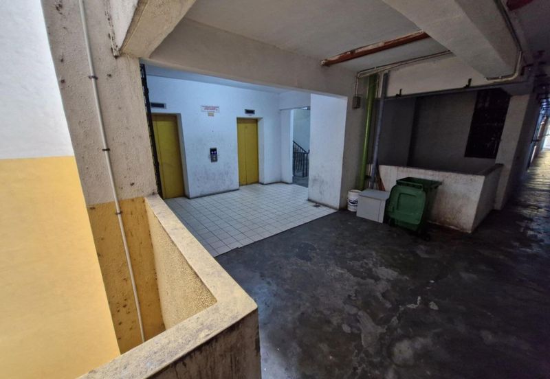 Pangsapuri Lagoon Perdana