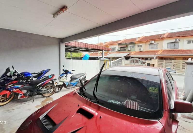 Bandar Saujana Putra