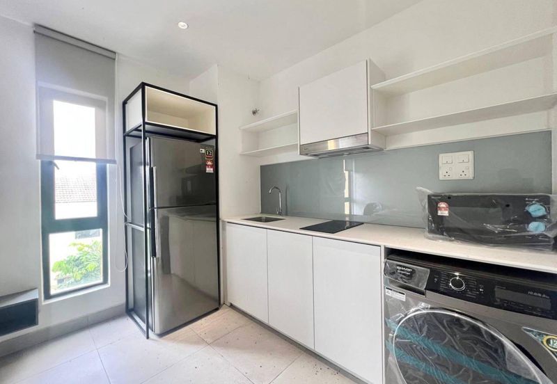 Bandar Pinggiran Subang