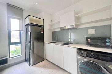 Bandar Pinggiran Subang