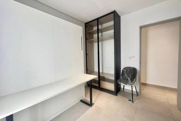 Bandar Pinggiran Subang