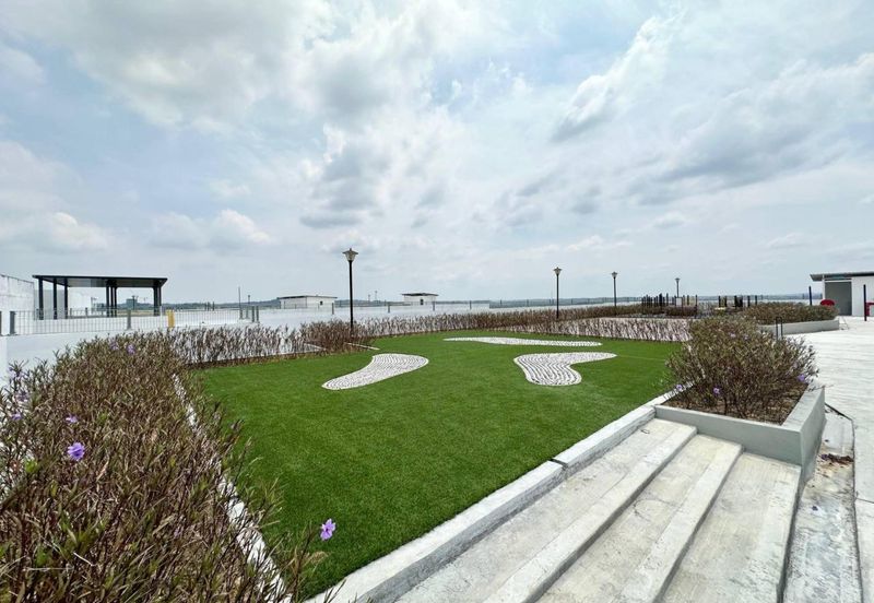 Bandar Pinggiran Subang