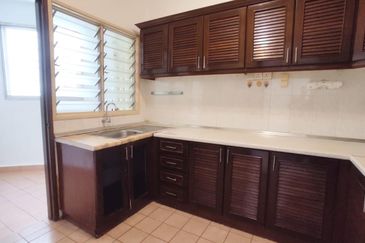 Pangsapuri Kristal (Crystal Tower), Taman Bukit Indah