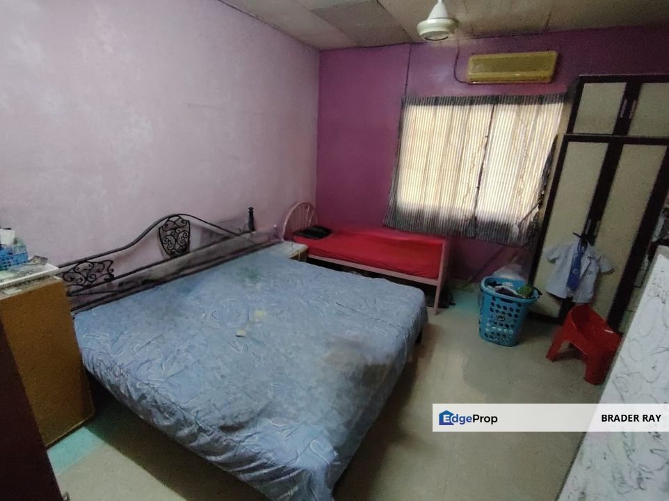 Kelana Jaya SS8 EXTENDED KITCHEN 2-Storey Terrace House FREEHOLD For Sale, Selangor, Petaling Jaya