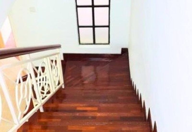 SUBANG BESTARI Double Storey Terrace House For Sale 