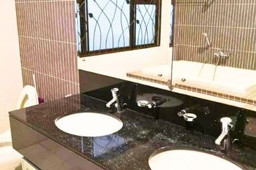 SUNWAY UTAMA Corner 3-Storey Bungalow Bandar Sunway Selangor FOR SALE