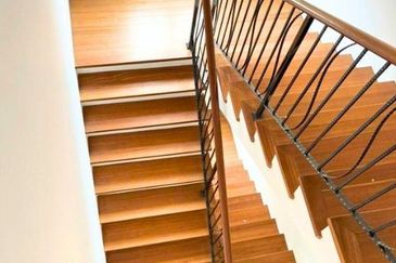 SUNWAY UTAMA Corner 3-Storey Bungalow Bandar Sunway Selangor FOR SALE