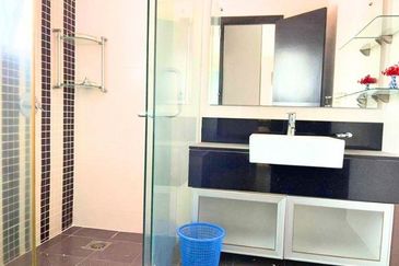 SUNWAY UTAMA Corner 3-Storey Bungalow Bandar Sunway Selangor FOR SALE