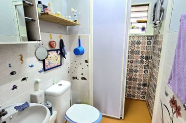 Bayu Tasik Condominium