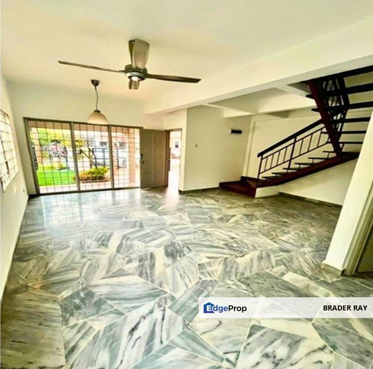 SERI PAGI End Lot 2-Storey Terrace Taman Saujana Utama Sg Buloh — BELOW BANK VALUE! , Selangor, Sungai Buloh
