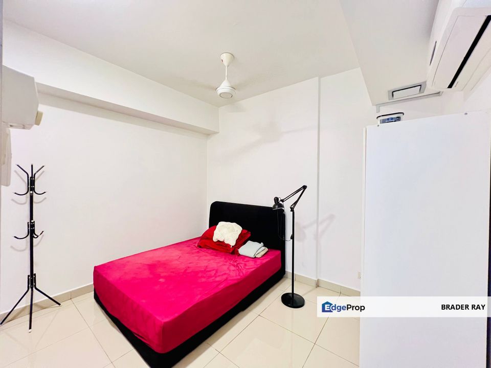 FULLY FURNISHED! Suria Jelutong Bukit Jelutong FREEHOLD Condo – 3R2B + 2 Parking | RM450K (NEGO), Selangor, Bukit Jelutong