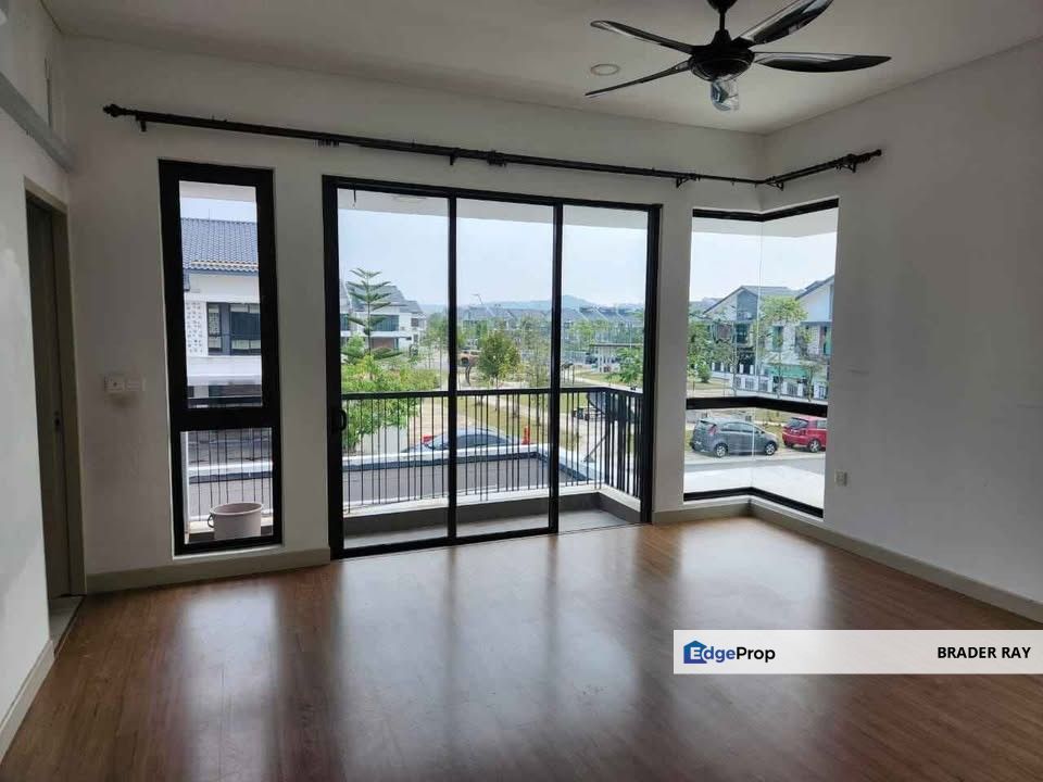 ELMINA WEST 2-Storey End Lot Terrace Shah Alam FOR SALE, Selangor, Shah Alam