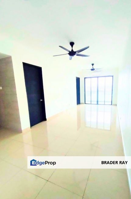 Freehold Symphony Tower Seri Kembangan Selangor 2 Car Park Block A For Sale, Selangor, Seri Kembangan
