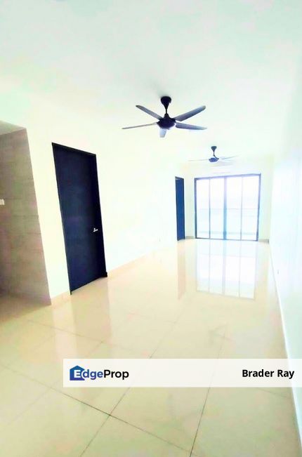 Freehold Symphony Tower Seri Kembangan Selangor 2 Car Park Block A For Sale, Selangor, Seri Kembangan