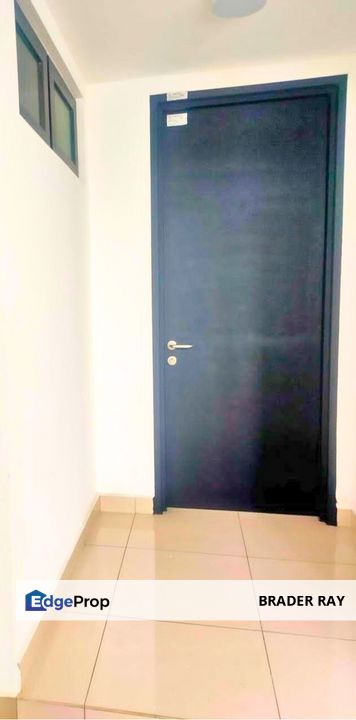 Freehold Symphony Tower Seri Kembangan Selangor 2 Car Park Block A For Sale, Selangor, Seri Kembangan