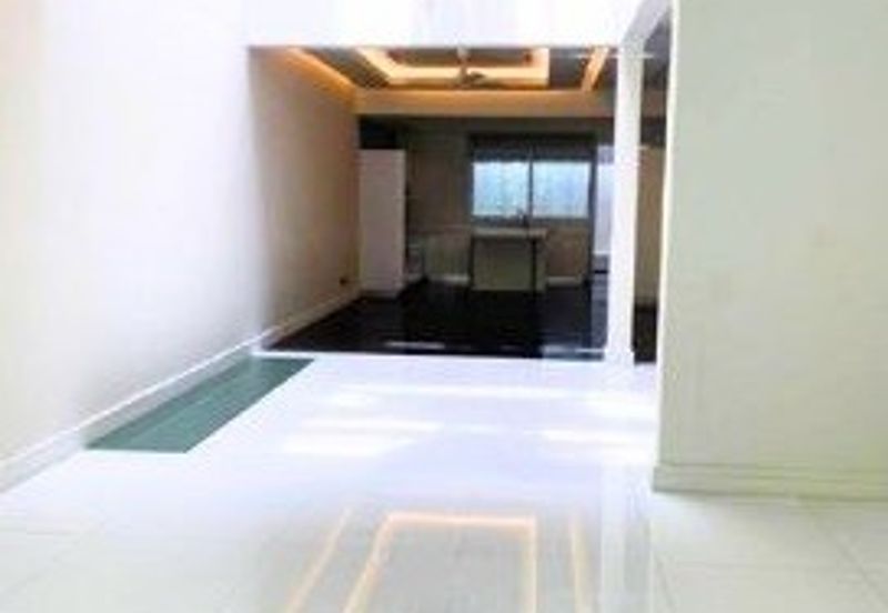 East Residence @ KLGCC