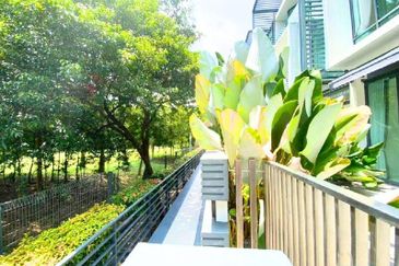 East Residence @ KLGCC