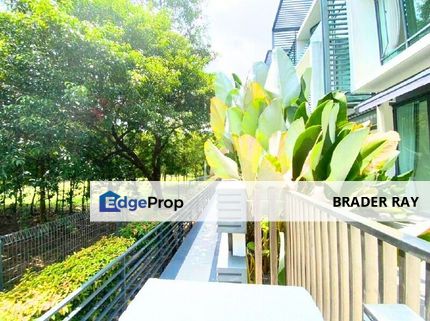 3-Storey Courtyard Villa East Residence KLGCC Damansara For Sale, Kuala Lumpur, Damansara