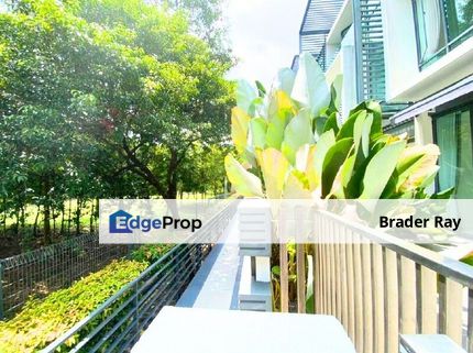 3-Storey Courtyard Villa East Residence KLGCC Damansara For Sale, Kuala Lumpur, Damansara