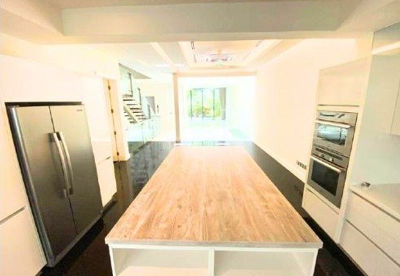 East Residence @ KLGCC