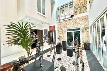 KGSAAS Golf Club, Seksyen 13