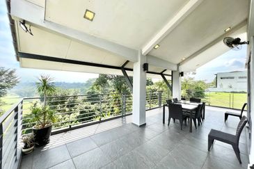 KGSAAS Golf Club, Seksyen 13