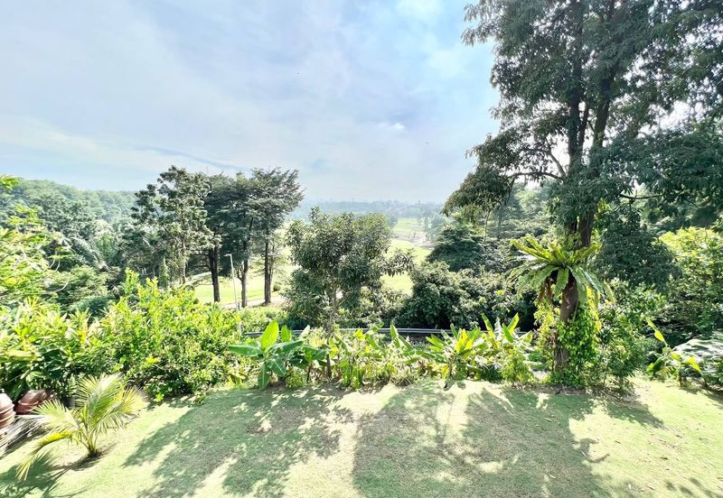 KGSAAS Golf Club, Seksyen 13