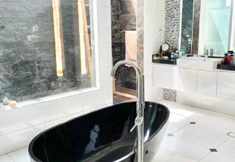 KGSAAS Golf Club, Seksyen 13