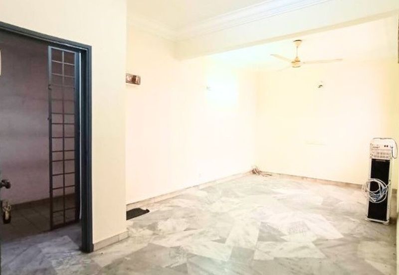 Subang Perdana Goodyear Court 10