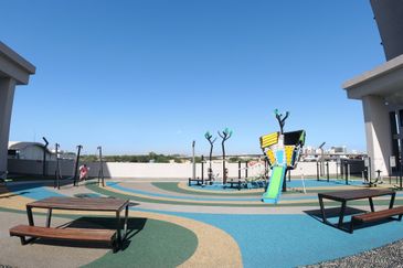 The Grand Subang SS 13