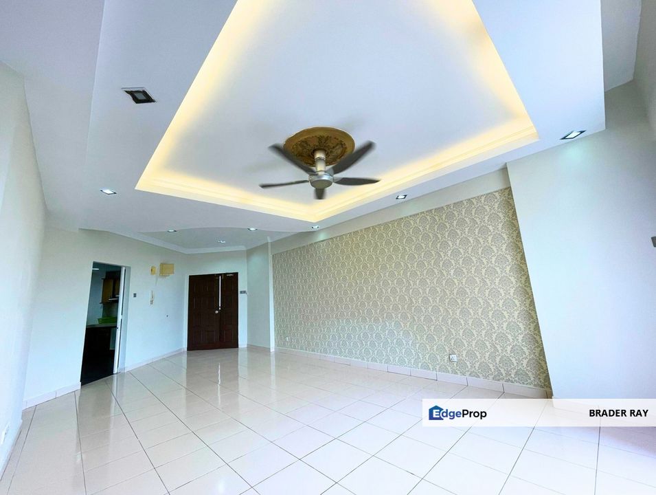 FREEHOLD Villa Wangsamas Condo Wangsa Maju Kuala Lumpur near LRT Reno Kitchen 1,267 sqft For Sale, Kuala Lumpur, Wangsa Maju