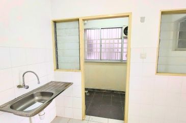 Seri Intan Apartment