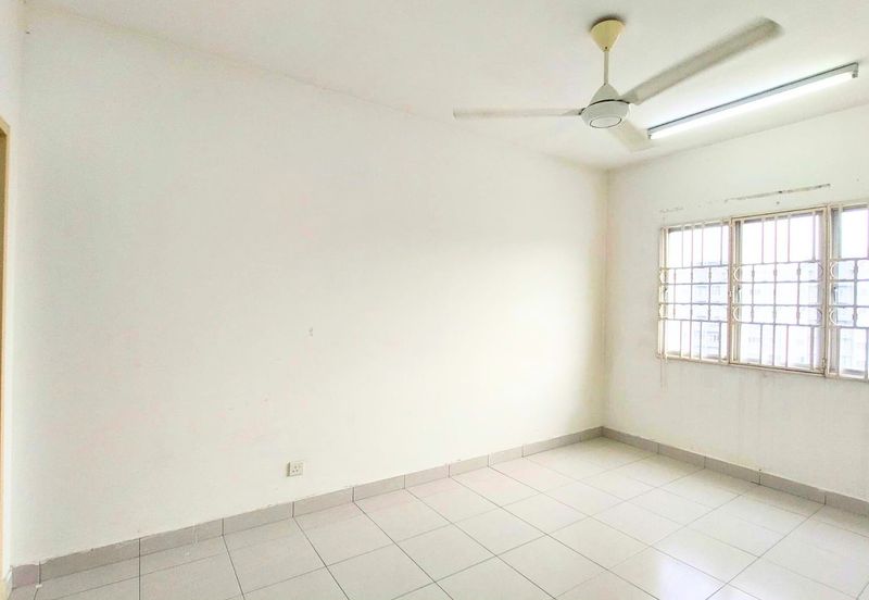 Seri Intan Apartment