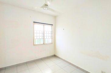 Seri Intan Apartment