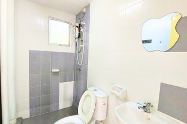 Seri Intan Apartment