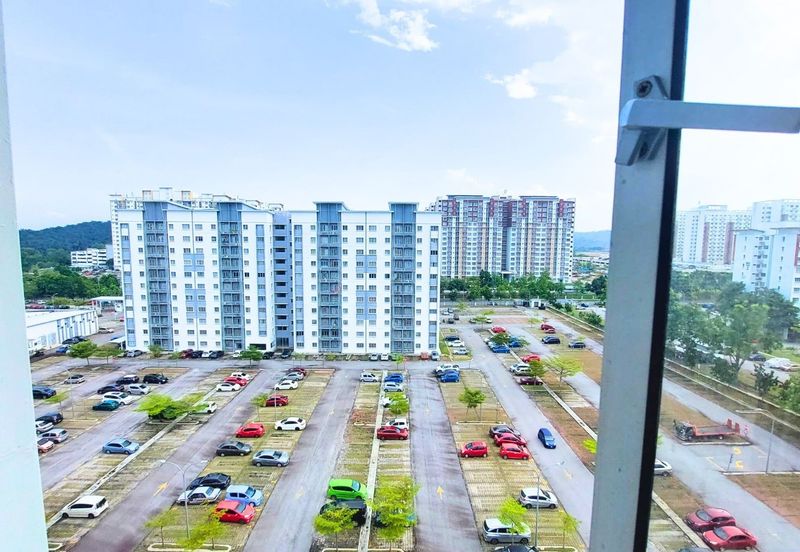 Seri Intan Apartment