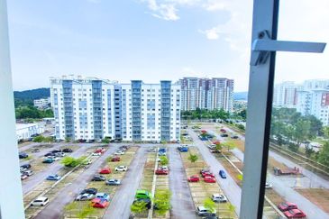 Seri Intan Apartment