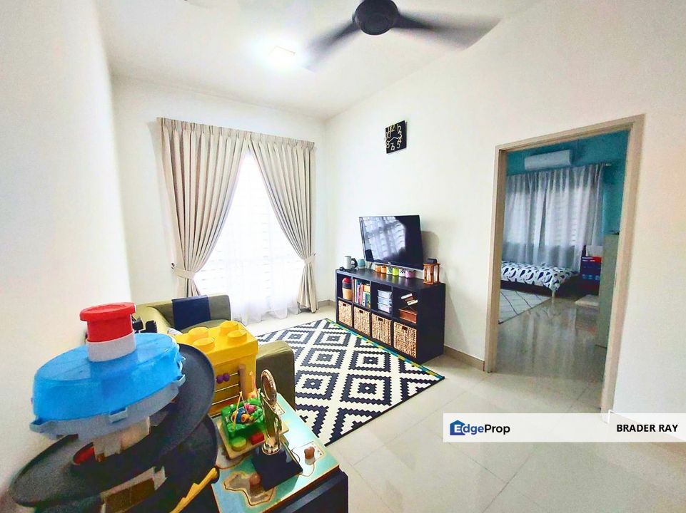 MURAH End Lot 2 Storey SP3 Bandar Saujana Putra well-kept by Tenant For Sale, Selangor, Jenjarom