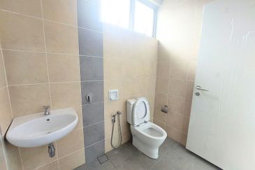 LAMAN MAWAR INDAH @ KOTA SERIEMAS