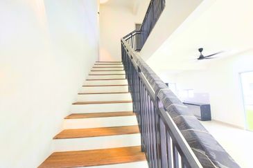 LAMAN MAWAR INDAH @ KOTA SERIEMAS