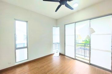 LAMAN MAWAR INDAH @ KOTA SERIEMAS